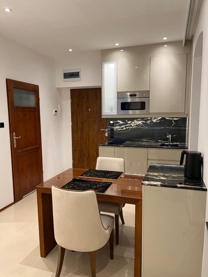 Villa La Val, Apartamenty Валбжих Экстерьер фото